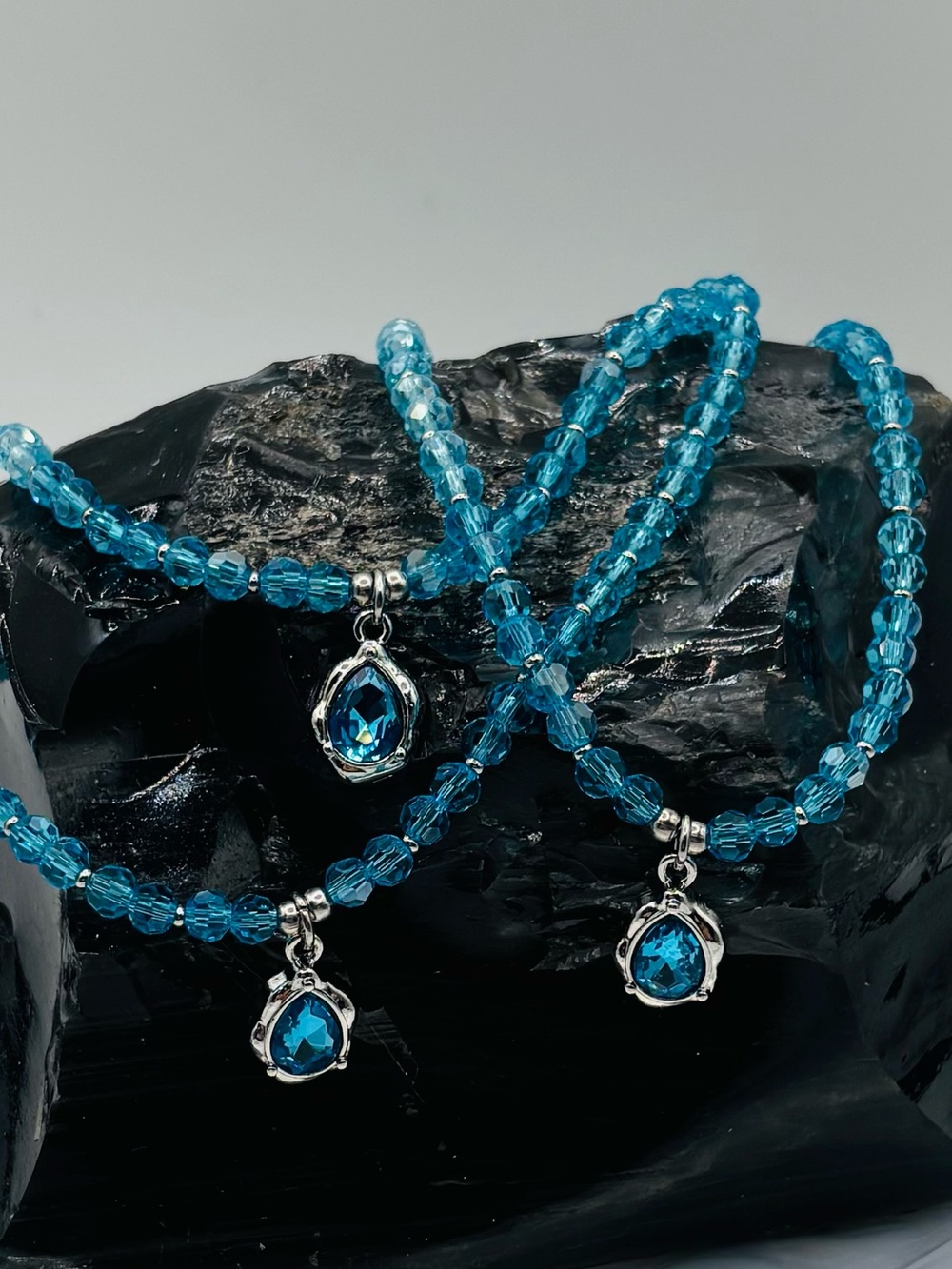 *ANKLET* Silver Tone Teardrop & AB Teal Ombré Glass Crystal Stretchy Anklet
